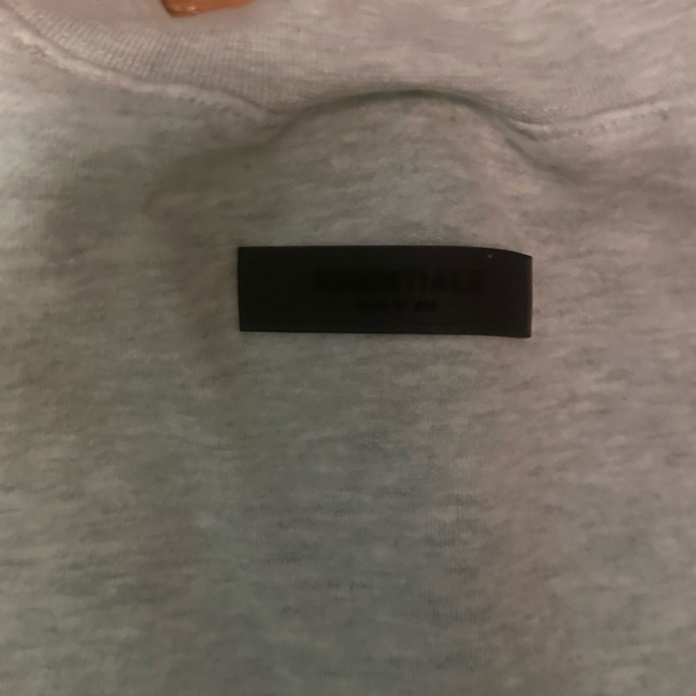 Essentials crew neck - Picture 3 of 6
